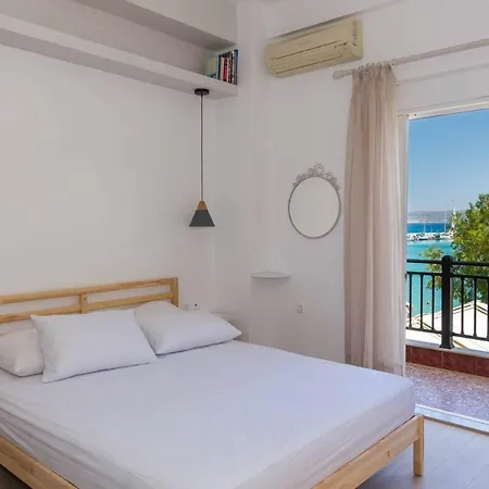 Apartment Old Port *